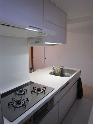 LIXILの水廻り設備で明るく使いやすい水廻りに LIXILの水廻り設備で明るく使いやすい水廻りに